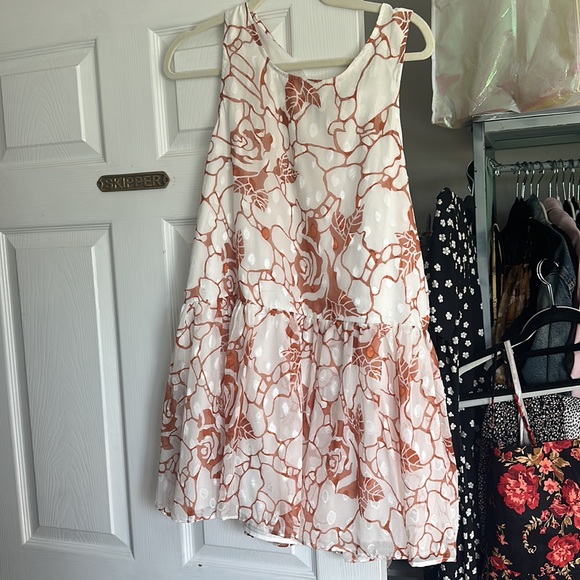 Mini dress size small - Picture 2 of 3